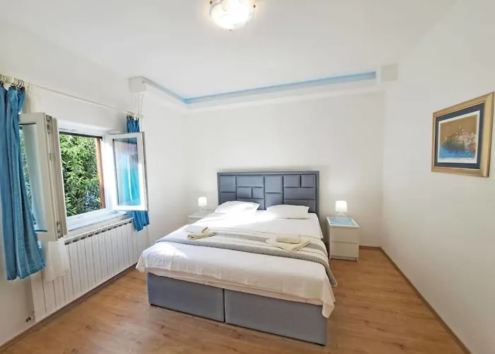 Mihovilka By Interhome Sveti Filip i Jakov