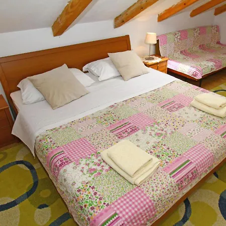 Mihovilka By Interhome Vakantiehuis *